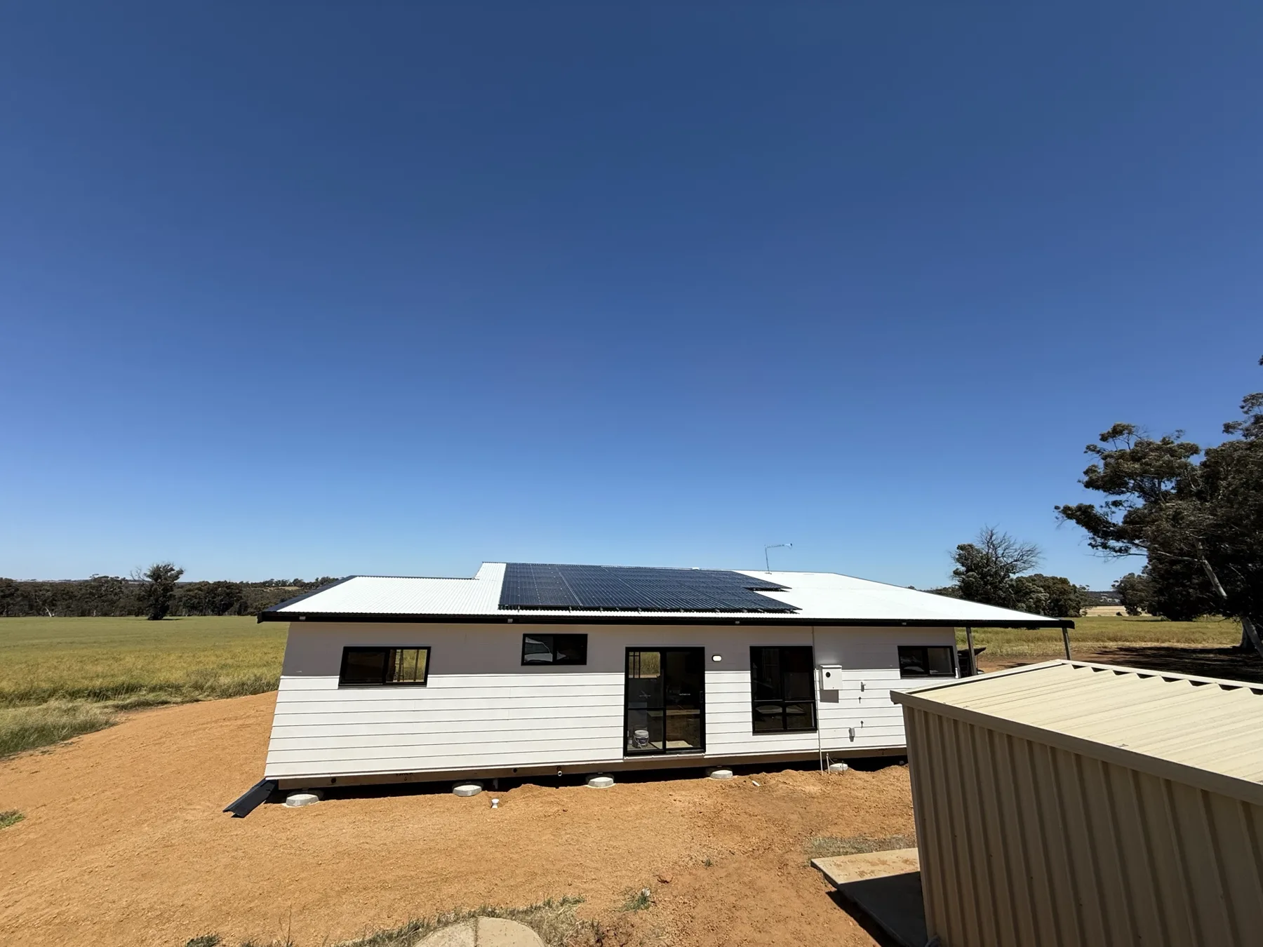 Off-grid home in Popanyinning with a 15kW solar array installed by Infinity